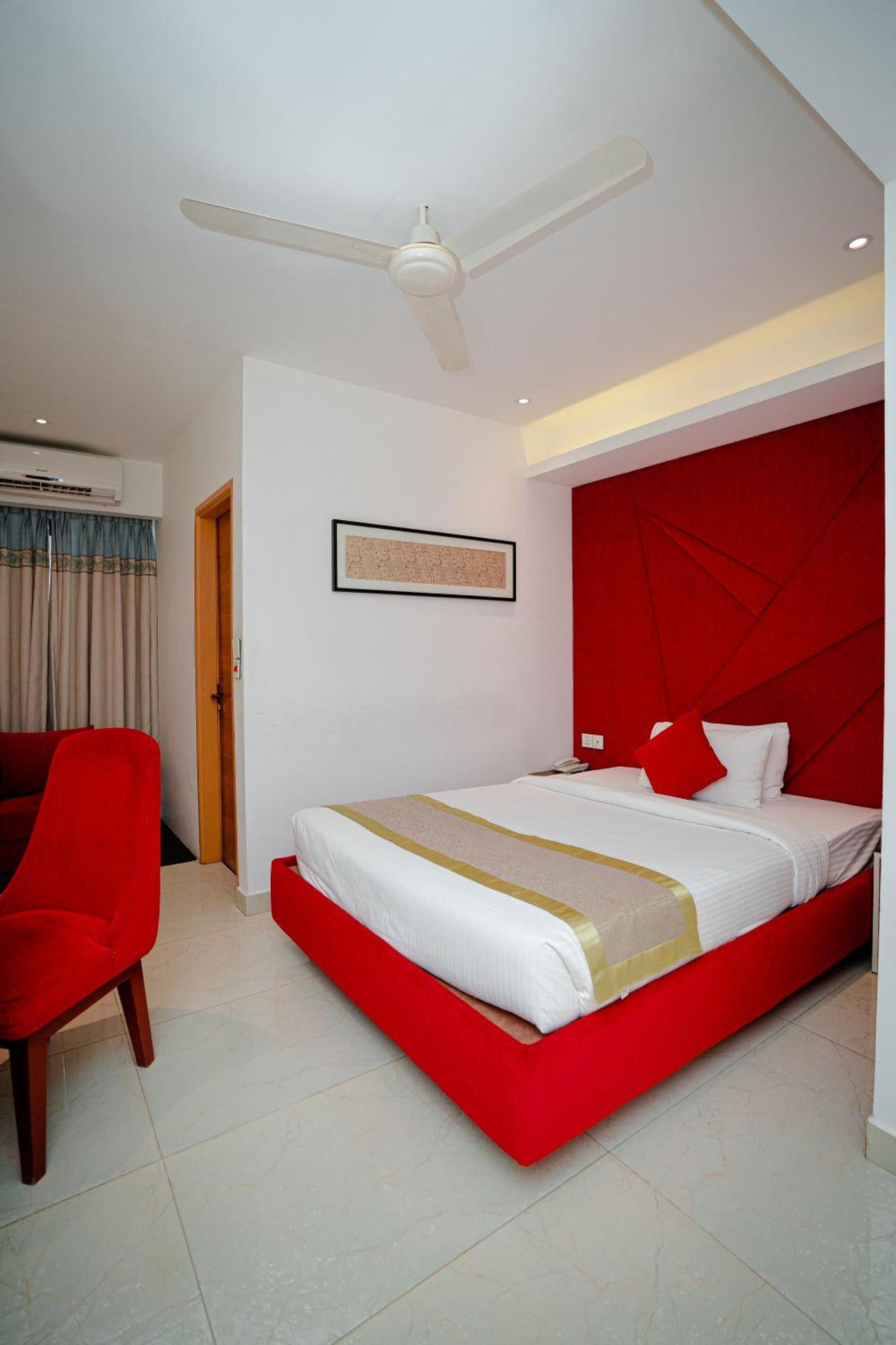 Royal Raj Hotel Rajshahi Exterior foto